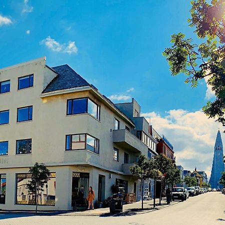 Skolavoerthustigur Apartments Reykjavík Buitenkant foto