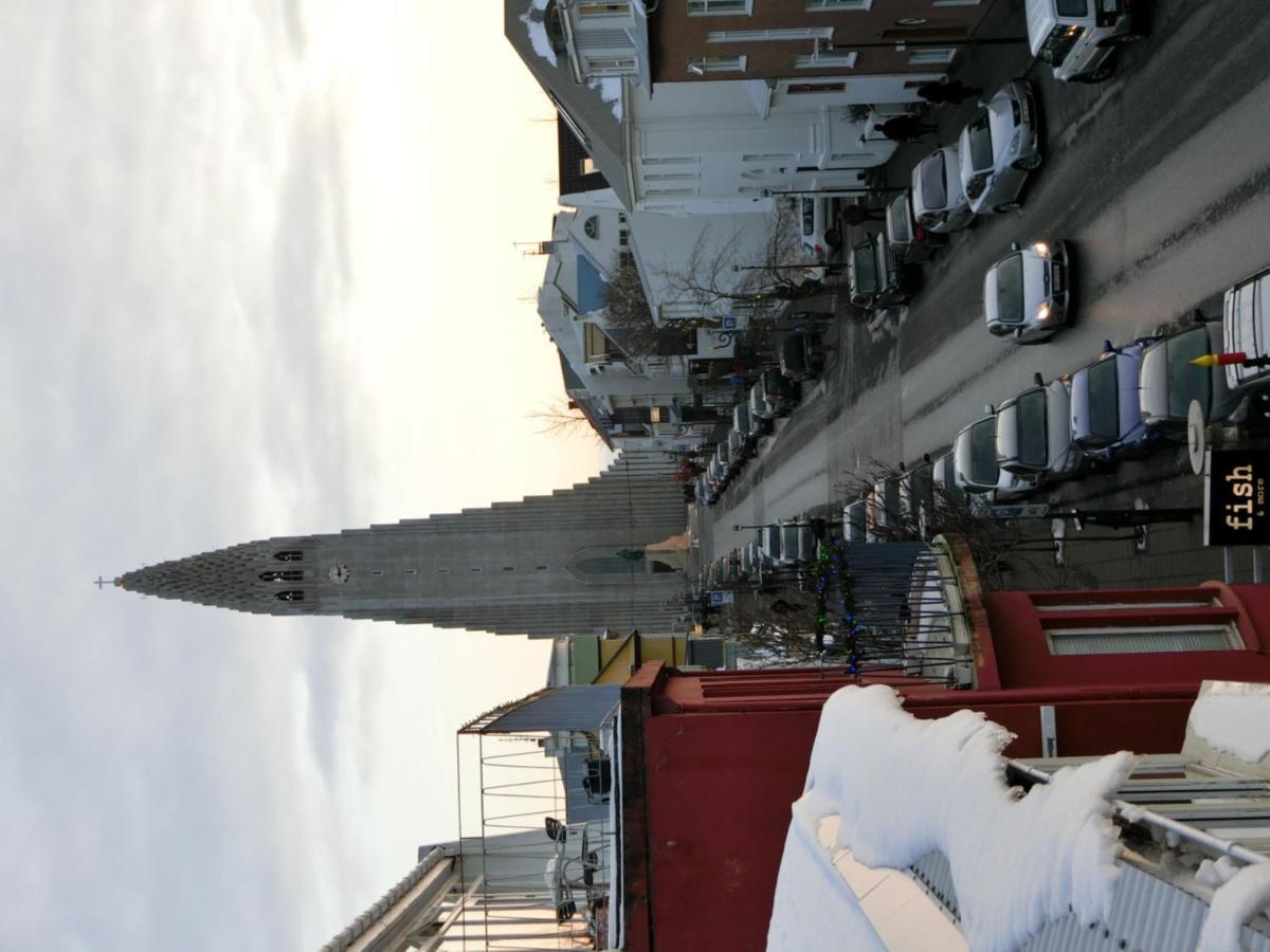 Skolavoerthustigur Apartments Reykjavík Buitenkant foto