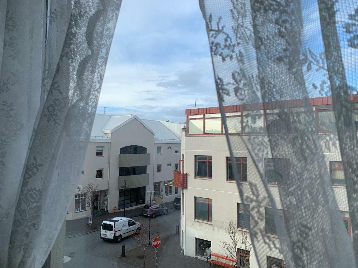Skolavoerthustigur Apartments Reykjavík Buitenkant foto